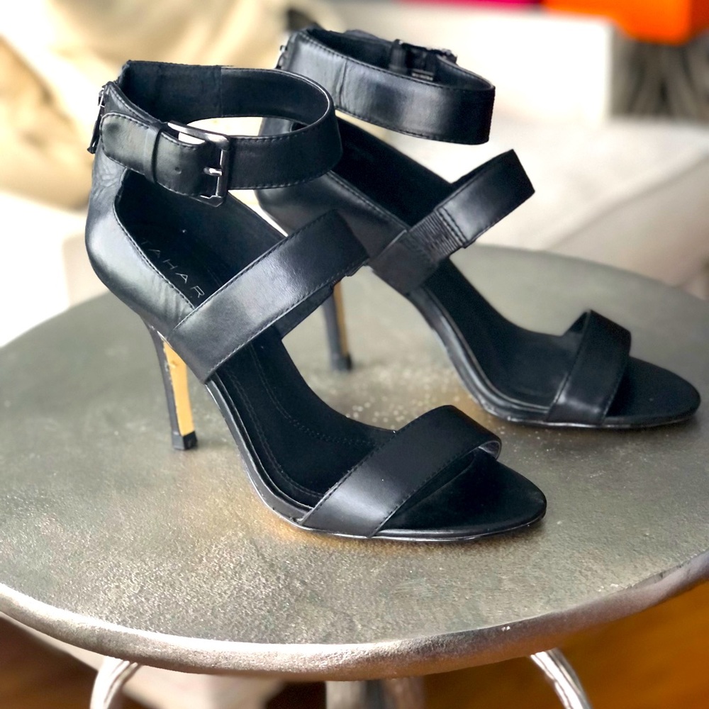 Tahari Black Sandals